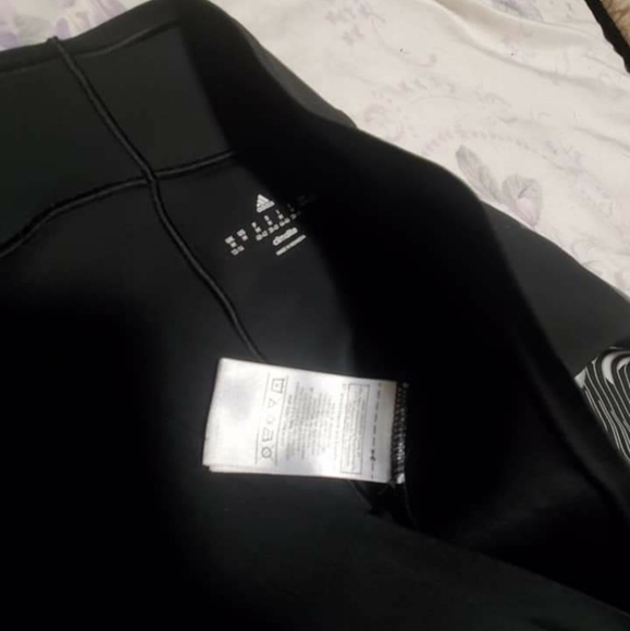 Adidas work out pants - Picture 2 of 2